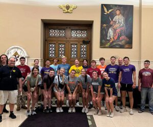 STAT Teens from St. Thomas Aquinas on a mission trip in group photo